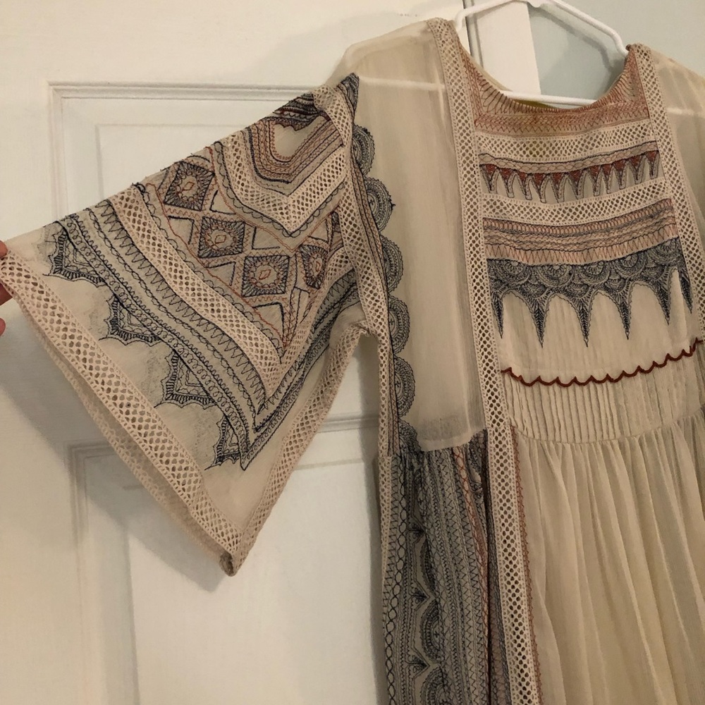 Anthropologie lightweight maxi dress